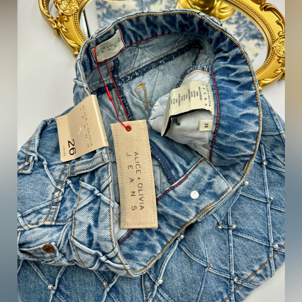 🆕 ALICE + OLIVIA 🧿 NWT Joss High-Rise Quilted Embellished Denim Mini Skirt, 26 - Picture 14 of 16